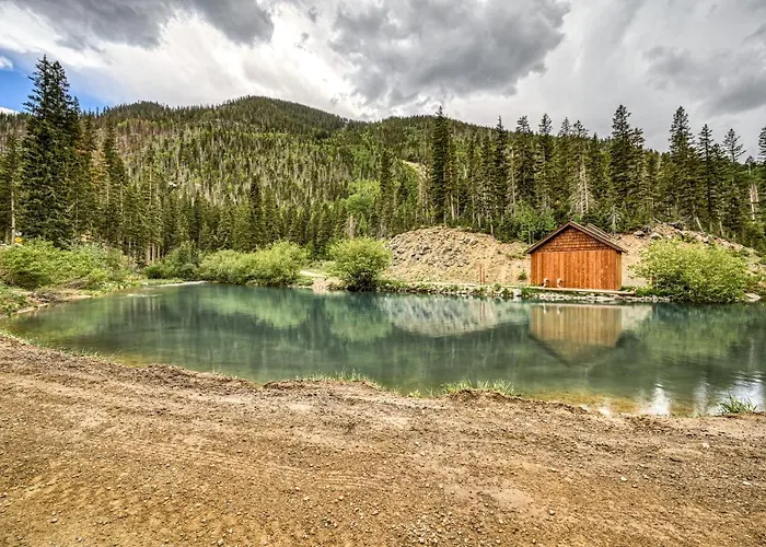 Beaver Pond Chalet